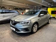 Renault Megane, Grandtour E-TECH Plug-in 160 EPH, Jahr 2020 - Dresden