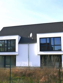 Doppelhaushälften mit Ausbauanteil - Satow