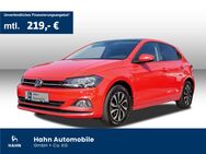 VW Polo, 1.0 TSI Active Einpark, Jahr 2021 - Backnang