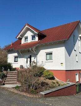 Großzügiges Einfamilienhaus (Bj. 2007 Kern Haus) mit sehr schönem Grundstück in ruhiger Lage von Hergenroth - Hergenroth