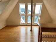 Helle Dachgeschoss-Wohnung in ruhigem Ortsteil von Schluchsee zu vermieten - Schluchsee