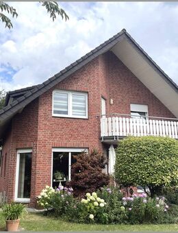 Gepflegtes Einfamilienhaus mit Einliegerwohnung in zentraler Lage - Versmold