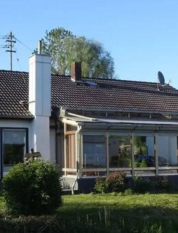 Ihr Familienparadies in Petersdorf: Charmantes Einfamilienhaus mit großem Garten - Petersdorf (Bayern)