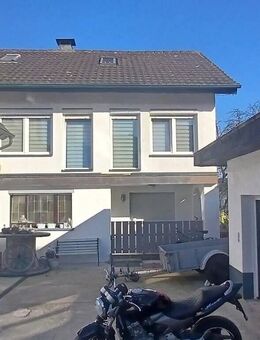 3-Familienhaus - bezugsfreie Hauptwohnung + 2x ELW (gut vermietet) in APPENWEIER - Appenweier