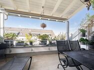 Moderne 4,5-Zimmer-Dachgeschosswohnung mit Galerie und zwei Loggien in Ost- und Westausrichtung! - München