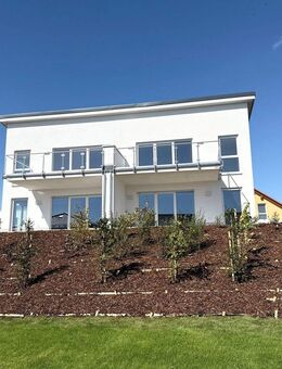Erstbezug: Exklusive Neubau EG Wohnung mit Einbauküche, Terrasse und Garten in Traumlage - Allendorf (Lumda)