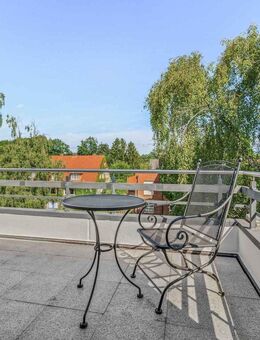 Kaufen statt Mieten - 3 -Zimmer Endetage mit sonnigen Terrassen und Tiefgarage im Herzen von Hamburg-Marienthal - Hamburg