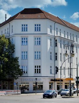 VERMIETETE Typische Berliner 6-Zimmer-Wohnung unmittelbar gegenüber vom Schloss Charlottenburg - Berlin