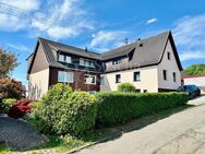 Gepflegte Liegenschaft mit 3 Wohneinheiten in ruhiger Lage von Bildstock-Friedrichsthal - Friedrichsthal (Saarland)