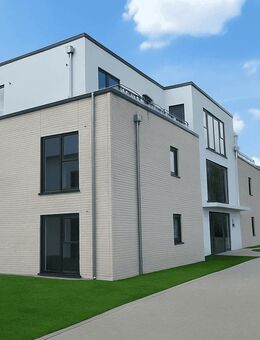 Moderne 2-Zimmer-Wohnung mit Balkon in Peine - Peine