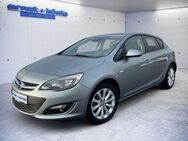 Opel Astra 1.4 Turbo 150 Jahre Opel *EINPARKHILFE * GANZJAHRESREIFEN - Freiburg (Breisgau)