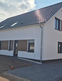 Neubau-Doppelhaushälften in neuem, naturnah gelegenem Wohngebiet von Wagenfeld - Wagenfeld