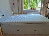 Bett mit Matratze 140x200 cm - Hamburg