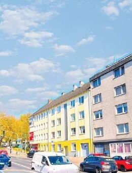 20 bis 30 % WERT-STEIGERUNG nach jedem Mieter-Wechsel + so Kauf-Faktor: 12,6 -fach = 90er Jahre KP. - Mönchengladbach