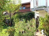 Tipp: Zweifamilienhaus, eingezäunte Gartenanlage, Garage + Doppelgarage usw. - Laufenburg (Baden)