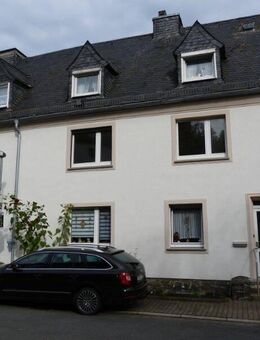 Gemütliche Dachgeschosswohnung sucht neuen Bewohner - Altena