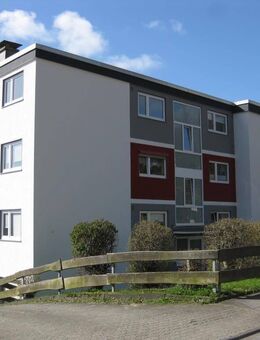 ZWEI-ZIMMER-WOHNUNG MIT BALKON IM NORDEN VON LÜDENSCHEID - Lüdenscheid