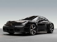 Porsche 992, (911) Carrera 4S, Jahr 2023 - Stuttgart