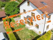 Große Doppelhaushälfte mit Südgarten, zwei Hobbyräumen, Garage, Carport und Stellplatz - Puchheim
