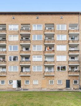 Gemütliche 3 Zimmerwohnung mit Balkon & Aufzug - Lübeck