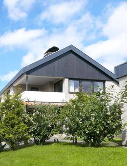 Fuldabrück-Dörnhagen Sehr großzügiges, feudales Einfamilienhaus mit Wellnessbereich, großer Doppelgarage und weiterem Grundstück - Fuldabrück