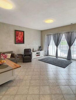 Zwei Häuser. Unzählige Möglichkeiten. Wohnen, Arbeiten & Investieren unter einem Dach. - Münsterappel