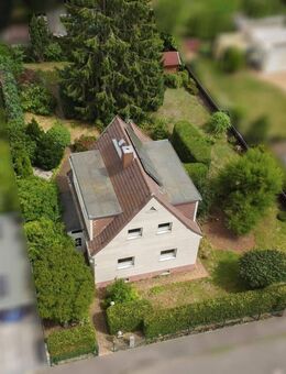 HIER KÖNNEN SIE SICH VERWIRKLICHEN // Familiendomizil mit Garten in innerstädtischer Siedlungslage - Leipzig