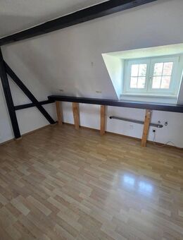 Helles Dachgeschossapartment in Glauchau zur Miete - Glauchau