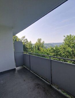 Renovierte Wohnung mit Blick über Werdohl *Werdohl-Bausenberg* - Werdohl
