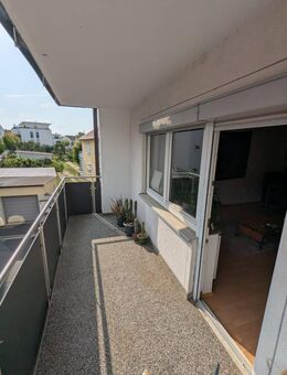 Wohlfühlen in heller, gepflegter 2Z-Wohnung mit Balkon und EBK - Rottendorf