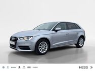 Audi A3, 1.2 TFSI Sportback Attraction, Jahr 2016 - Büdingen Zentrum