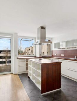 Exklusive 3-Zimmer-Wohnung in Riedberg mit beeindruckendem Skylineblick - Frankfurt (Main)