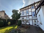 Großzügige 3-Zimmer-Dachgeschosswohnung in Schöningen - Mit Einbauküche - Schöningen