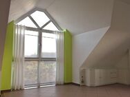 Von Privat - Dachgeschoss Maisonette Wohnung in zentraler und ruhiger Lage in Erkelenz - Erkelenz