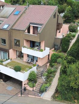 Außergewöhnlich, anders - einfach genial DHH mit ELW und Doppelgarage in Leonberg-Höfingen - Leonberg (Baden-Württemberg)