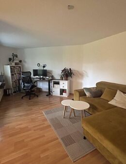 Sichere Kapitalanlage mit Potenzial - 2-Zimmer-Wohnung mit Garten, Terrasse und Stellplatz - Waiblingen