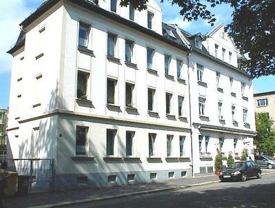 Kapitalanleger aufgepaßt! 2-R-Whg. im Dachgeschoss, Laminat in der August-Bebel-Str