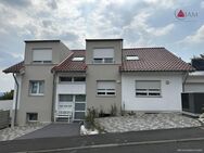 Luxuriöse und moderne 4-Zimmer Wohnung mit Balkon, Garage und Landhausküche! - Johannesberg