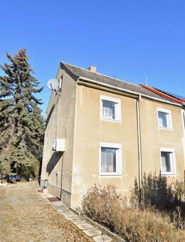 Doppelhaushälfte mit Nebengelass und Grundstück in Dresden-West - Dresden