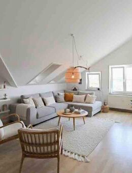 Top-Aussichtslage: 3-Zimmer-Wohnung mit Balkon, Aufzug, Tiefgarage & Stellplatz - Reichenbach (Fils)