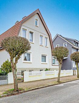 Zweifamilienhaus in zweiter Strandreihe von Laboe - Laboe