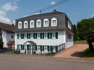 Hochwertiges Landhaus mit nachhaltiger Gebäudetechnik und vielseitigen Gestaltungsmöglichkeiten - Illingen (Saarland)