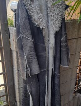 Schöner Mantel aus weichen Leder - Erftstadt