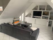 Traumhafte und helle 4-Zi.-DG-Maisonette Whg. in Mühlheimer Altstadt! +Stellplatz+ 2 TGL Bäder + EBK - Mühlheim (Main)