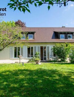Herrschaftliches Anwesen mit großem Garten, Poolhaus und viel Platz für die ganze Familie - Backnang