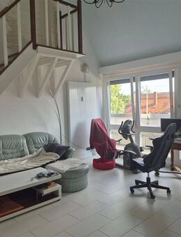 ** Großzügige City-Wohnung mit Südloggia in Isar und U-Bahn Nähe zum Selbstbezug ** - München