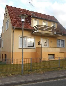 Solides Mehrfamilienhaus mit 3 Wohneinheiten - klassisches Anlageobjekt in gewachsener Lage - Celle