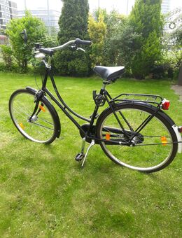 Triumph 28er beim Fachhändler gekauft - Düsseldorf