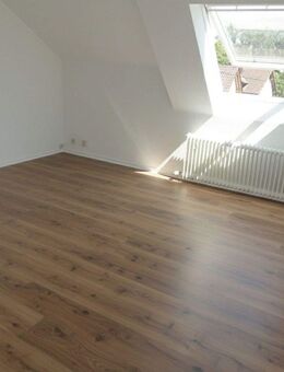 Bezugsfertige helle 3-Zimmerwohnung im guten Zustand in Hattersheim - Hattersheim (Main)