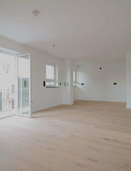 Große 3-Zimmer-Familienwohnung im 2.OG mit Wanne, Dusche und Gäste-WC - Olching